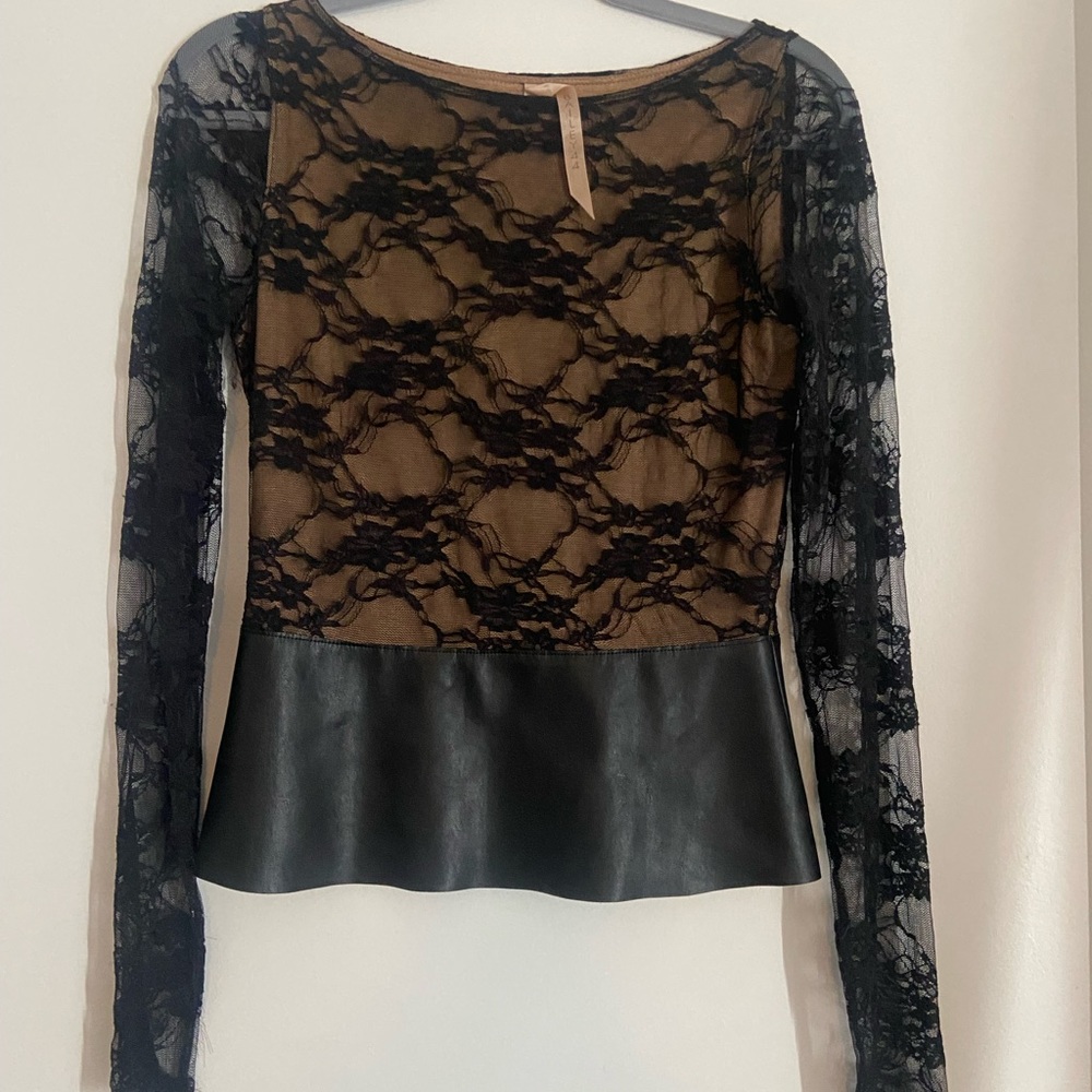 Bailey 44 top